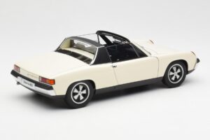 Porsche 914/6 Avorio Chiaro AUTOart 1:18 77933 Pressofusione — immagine 3 di 8