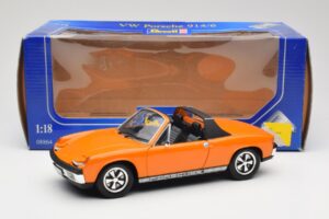 Porsche 914/6 Arancione Revell 1:18 08864 Pressofusione — immagine 8 di 8