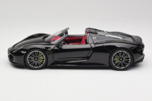 Porsche 918 Spyder Basalto Nero Metallizzato Minichamps 1:18 110062431 Pressofusione — immagine 4 di 8