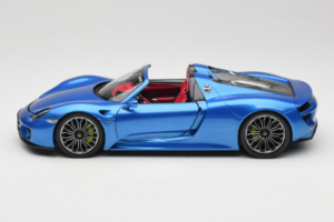 Porsche 918 Spyder Blue Metallic Minichamps 1:18 110062432 Pressofusione — immagine 4 di 8