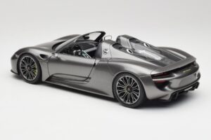 Porsche 918 Spyder Liquid Metal Argento Minichamps 1:18 110062430 Pressofusione — immagine 7 di 8
