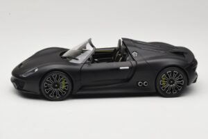 Porsche 918 Spyder Matte Black Minichamps 1:18 110060031 Pressofusione — immagine 4 di 8