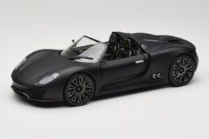 Porsche 918 Spyder Matte Black Minichamps 1:18 110060031 Pressofusione