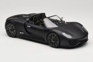 Porsche 918 Spyder Matte Black Minichamps 1:18 110060031 Pressofusione — immagine 6 di 8