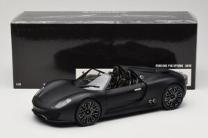 Porsche 918 Spyder Matte Black Minichamps 1:18 110060031 Pressofusione — immagine 8 di 8