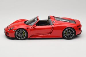 Porsche 918 Spyder Rosso Minichamps 1:18 110062435 Pressofusione — immagine 4 di 8