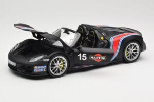 Porsche 918 Spyder Weissach Package Matt Black With Martini Stripes Minichamps 1:18 110062445 Pressofusione — immagine 2 di 8