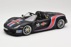 Porsche 918 Spyder Weissach Package Matt Black With Martini Stripes Minichamps 1:18 110062445 Pressofusione