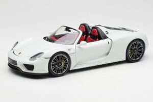 Porsche 918 Spyder Bianco Minichamps 1:18 110062436 Pressofusione