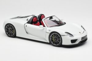 Porsche 918 Spyder Bianco Minichamps 1:18 110062436 Pressofusione — immagine 6 di 8