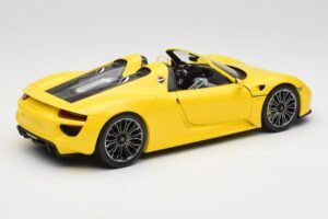 Porsche 918 Spyder Giallo Minichamps 1:18 110062434 Pressofusione — immagine 3 di 8