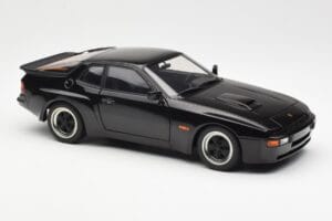 Porsche 924 Carrera GT Nero AUTOart 1:18 78001 Pressofusione — immagine 6 di 8