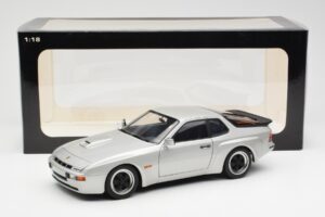 Porsche 924 Carrera GT Diamond Argento AUTOart 1:18 78002 Pressofusione — immagine 8 di 8