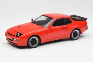 Porsche 924 Carrera GT Guards Rosso AUTOart 1:18 78003 Pressofusione