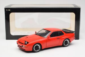Porsche 924 Carrera GT Guards Rosso AUTOart 1:18 78003 Pressofusione — immagine 8 di 8