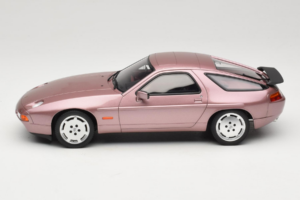 Porsche 928 S Cassis Red Metallic GT Spirit 1:18 GT524 Resina — immagine 3 di 6
