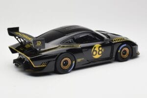 Porsche 935/19 Nero con Strisce Dorate Minichamps 1:18 155067568 Pressofusione — immagine 2 di 6
