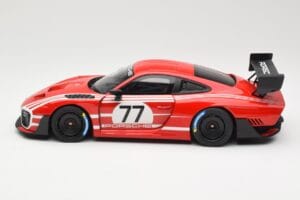 Porsche 935/19 Rosso con Strisce Bianche Minichamps 1:18 155067577 Pressofusione — immagine 3 di 6