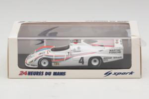 Porsche 936/77 #4 J. Barth / H. Haywood / J. Ickx Martini 24 Hours of Le Mans Winner 1977 Spark 1:43 43LM77 Resina — immagine 4 di 4