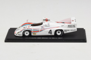 Porsche 936/77 #4 J. Barth / H. Haywood / J. Ickx Martini 24 Hours of Le Mans Winner 1977 Spark 1:43 43LM77 Resina