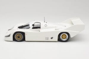 Porsche 956K Plain Body 1982 Minichamps 1:18 155826600 Pressofusione — immagine 3 di 6