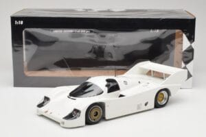 Porsche 956K Plain Body 1982 Minichamps 1:18 155826600 Pressofusione — immagine 6 di 6