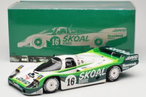 Porsche 956L #16 Skoal Bandit G. Edwards / D. Sears / M. Bleekemolen 24 Hours of Le Mans 1983 Minichamps 1:18 183836916 Press — immagine 8 di 8