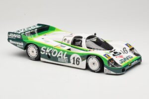 Porsche 956L #16 Skoal Bandit G. Edwards / D. Sears / M. Bleekemolen 24 Hours of Le Mans 1983 Minichamps 1:18 183836916 Press — immagine 6 di 8