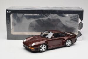 Porsche 959 Dark Red Metallic Minichamps 1:18 155066204 Pressofusione — immagine 6 di 6