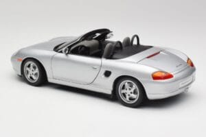 Porsche Boxster 986 Cabriolet Arctic Argento Metallizzato UT Models 1:18 27852 Pressofusione — immagine 7 di 8