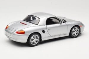 Porsche Boxster 986 Hard Top Argento UT Models 1:18 27854 Pressofusione — immagine 3 di 8