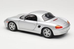 Porsche Boxster 986 Hard Top Argento UT Models 1:18 27854 Pressofusione — immagine 7 di 8