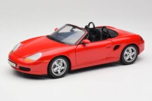 Porsche Boxster S 986 Guards Rosso UT Models 1:18 27861-M1 Pressofusione