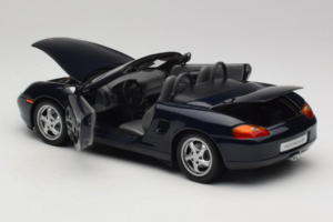 Porsche Boxster 986 S Night Blue UT Models 1:18 WAP021006-R1 Pressofusione — immagine 5 di 8