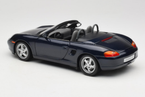 Porsche Boxster 986 S Night Blue UT Models 1:18 WAP021006-R1 Pressofusione — immagine 7 di 8