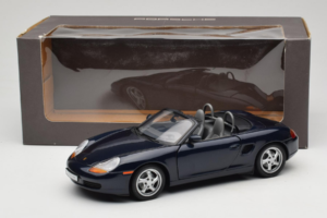 Porsche Boxster S 986 Night Blue UT Models 1:18 WAP021006 Pressofusione — immagine 7 di 7