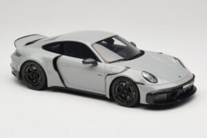 Porsche Brabus 900 Rocket R 992 Nardo Grey GT Spirit 1:18 GT930 Resina — immagine 4 di 6