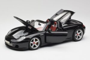 Porsche Carrera GT Nero Maisto 1:18 36665 Pressofusione — immagine 2 di 8