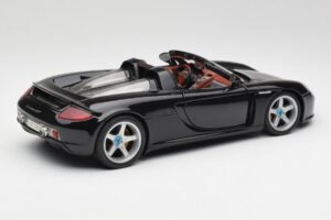 Porsche Carrera GT Nero Maisto 1:18 36665 Pressofusione — immagine 3 di 8