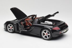 Porsche Carrera GT Nero Maisto 1:18 36665 Pressofusione — immagine 5 di 8