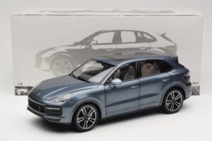 Porsche Cayenne 958 Turbo S Blue Metallic Minichamps 1:18 110066070 Pressofusione — immagine 8 di 8