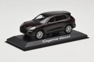 Porsche Cayenne 958 Diesel Acajou Brown Minichamps 1:43 WAP0200030E Pressofusione — immagine 2 di 4