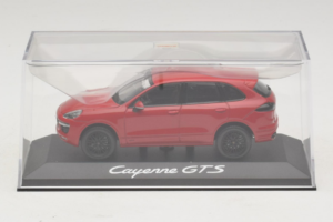 Porsche Cayenne 958 GTS Rosso Minichamps 1:43 WAP0200070E Pressofusione — immagine 4 di 5