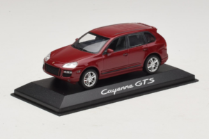 Porsche Cayenne 955 GTS Rosso Con Cerchi Argento Minichamps 1:43 WAP02000818 Pressofusione — immagine 2 di 4