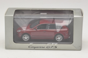 Porsche Cayenne 955 GTS Rosso Con Cerchi Argento Minichamps 1:43 WAP02000818 Pressofusione — immagine 4 di 4