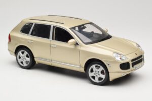 Porsche Cayenne S 955 Beige Maisto 1:18 WAPC2100213 Pressofusione — immagine 6 di 8