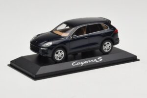 Porsche Cayenne 958 S Blue Metallic Minichamps 1:43 WAP0200060E Pressofusione — immagine 2 di 4