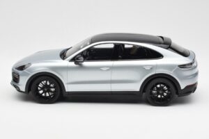 Porsche Cayenne E3 S Coupe Dolo Argento Norev 1:18 WAP0213220K Pressofusione — immagine 3 di 6