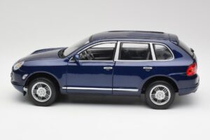 Porsche Cayenne S 9PA Dark Sea Blu Metallizzato Maisto 1:18 31635 Pressofusione — immagine 4 di 8