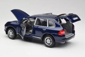 Porsche Cayenne S 9PA Dark Sea Blu Metallizzato Maisto 1:18 31635 Pressofusione — immagine 5 di 8
